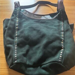 Elegant Green Shoulder Bag with Stud Accents